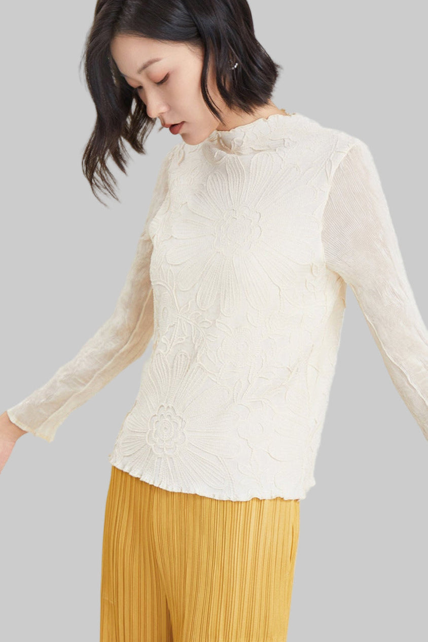 Pleated Chiffon Half-Turtleneck Top with Lace Detail – Elegant Women’s Blouse