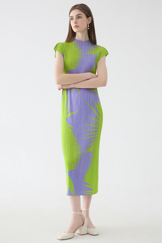 Pleats Art Style Pleated Dress – Sleeveless Half-Turtleneck Midi Print