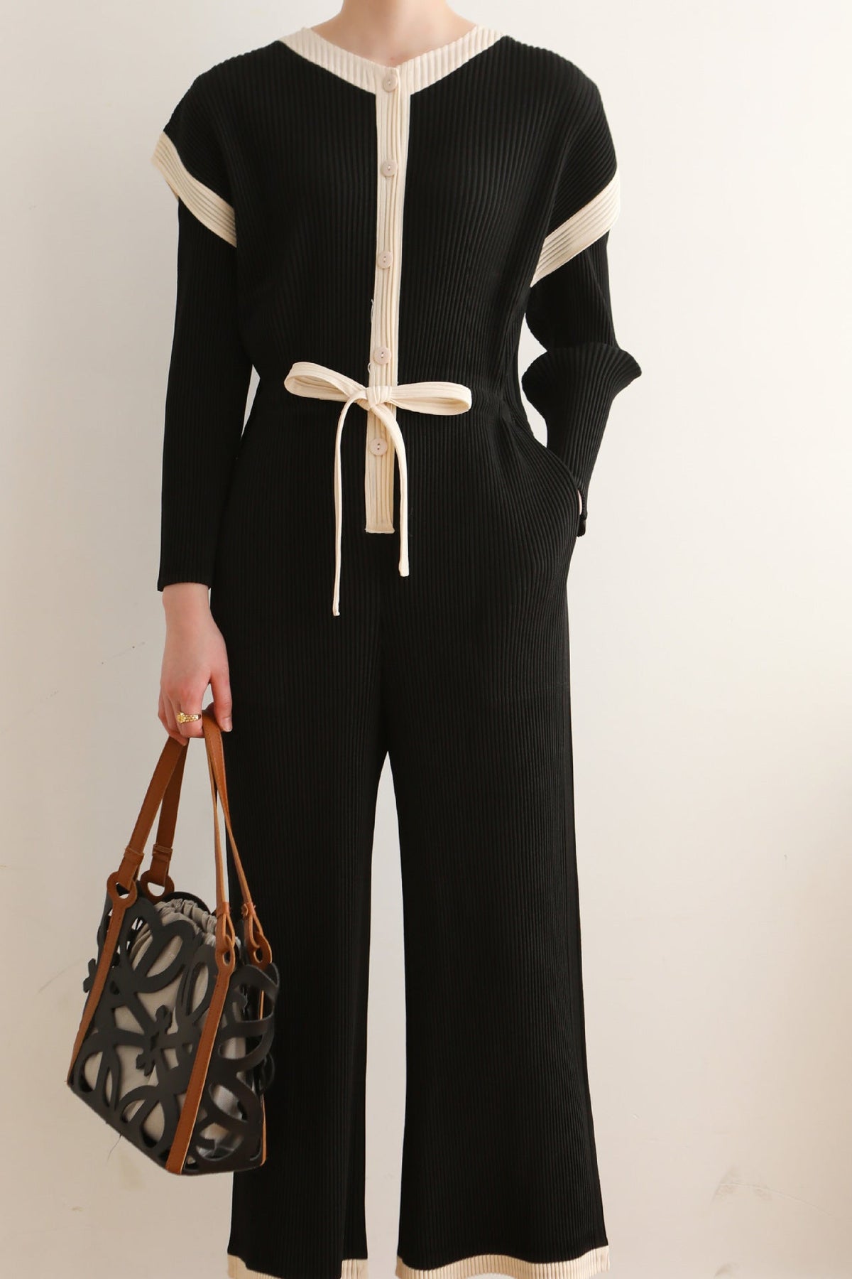 Pleated Color-Block Jumpsuit – Trendy Loose Fit, Casual Plus-Size Friendly Design