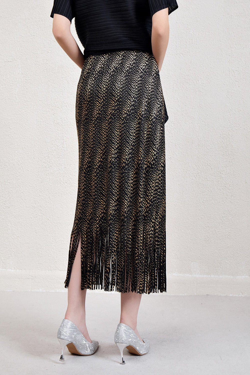 Pleats Art Style A-Line Pleated Skirt – Tassel Drape Design