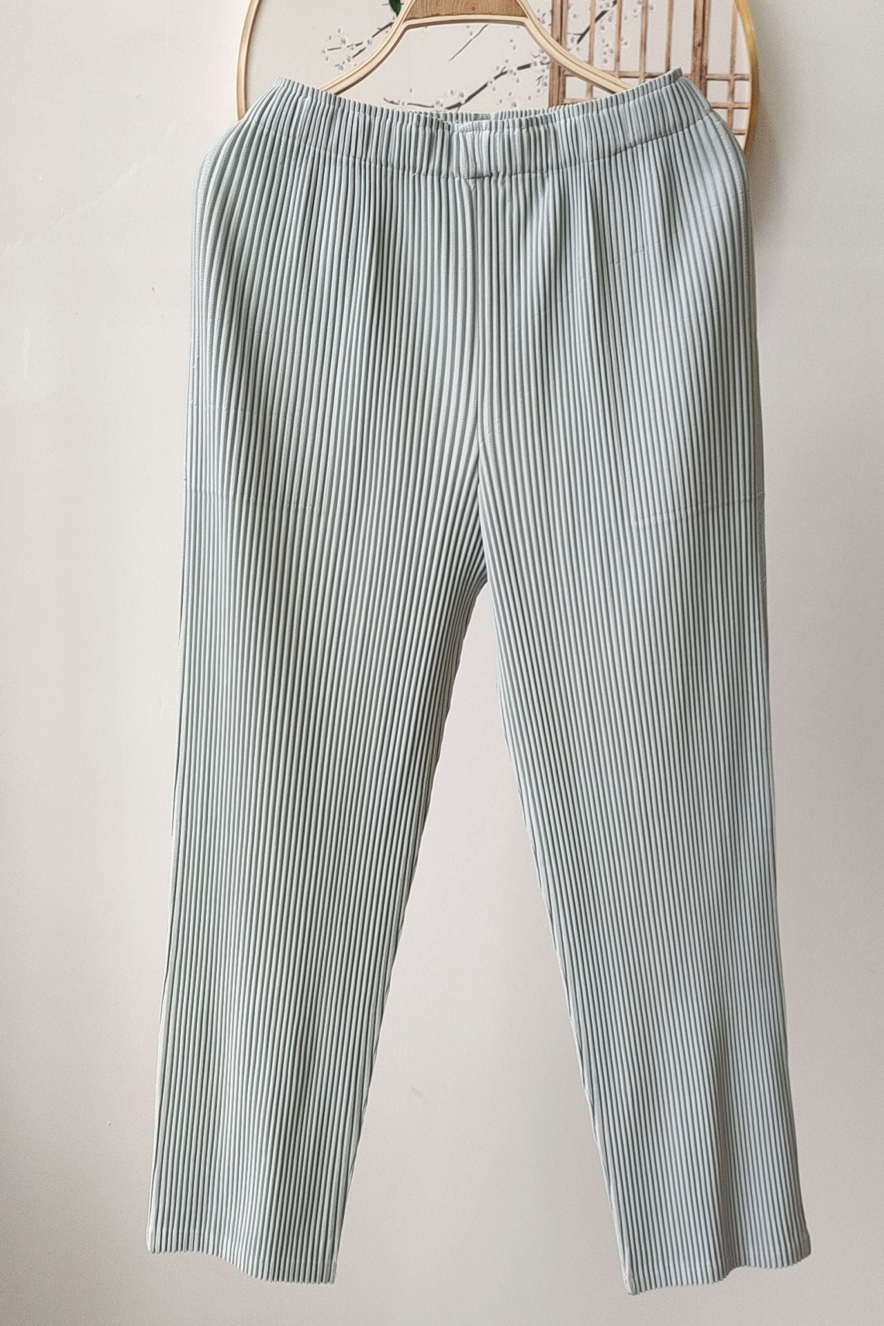 Pleated Two-Piece Set – Lace-Up Cardigan Jacket & Cropped Pants, Casual Chic Style