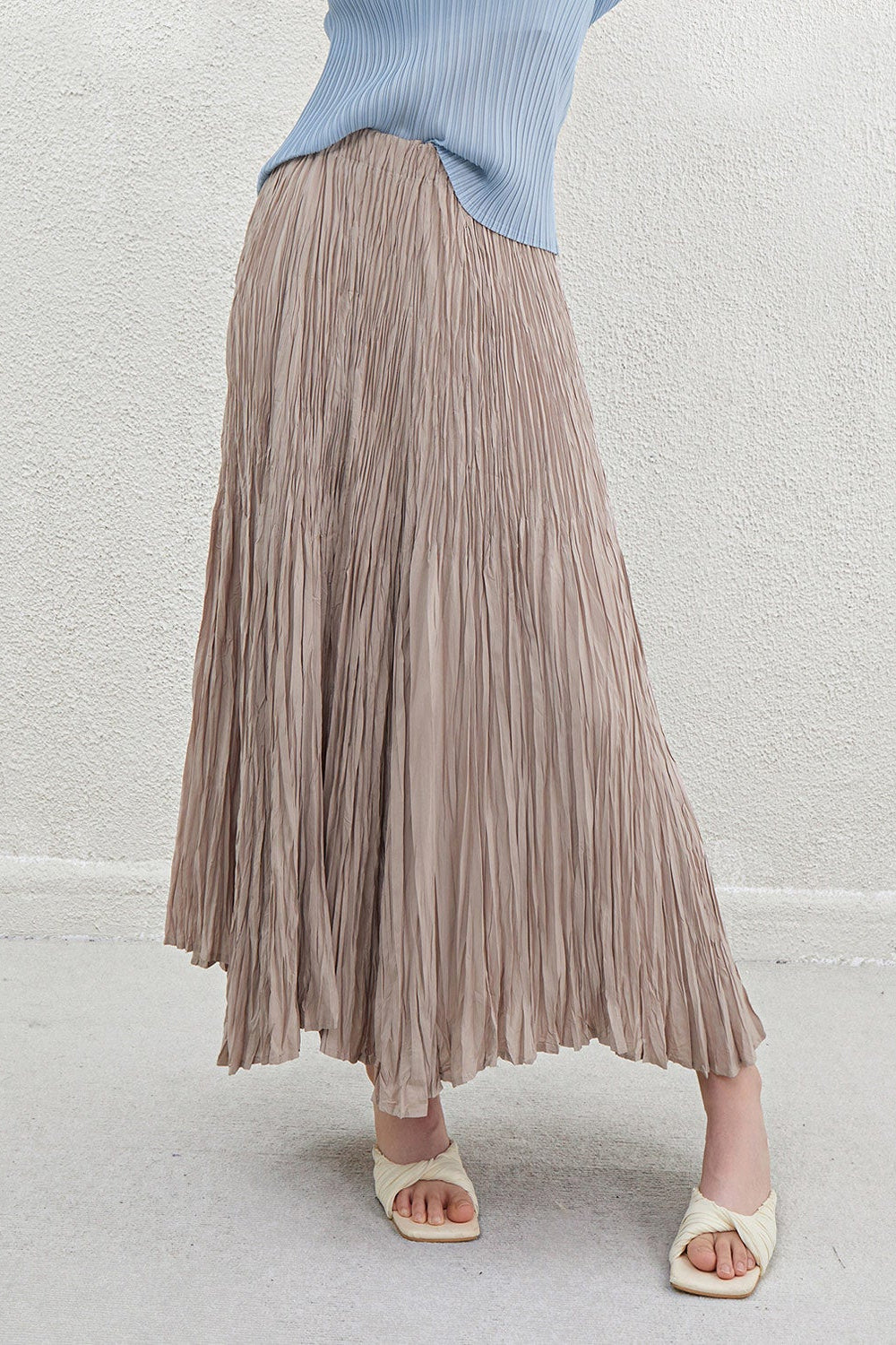 Pleats Art Style A-Line Pleated Swing Skirt – Mid-Length