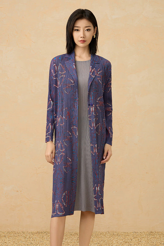 Women’s Autumn Pleated Trench Coat – French Print Lapel Jacket