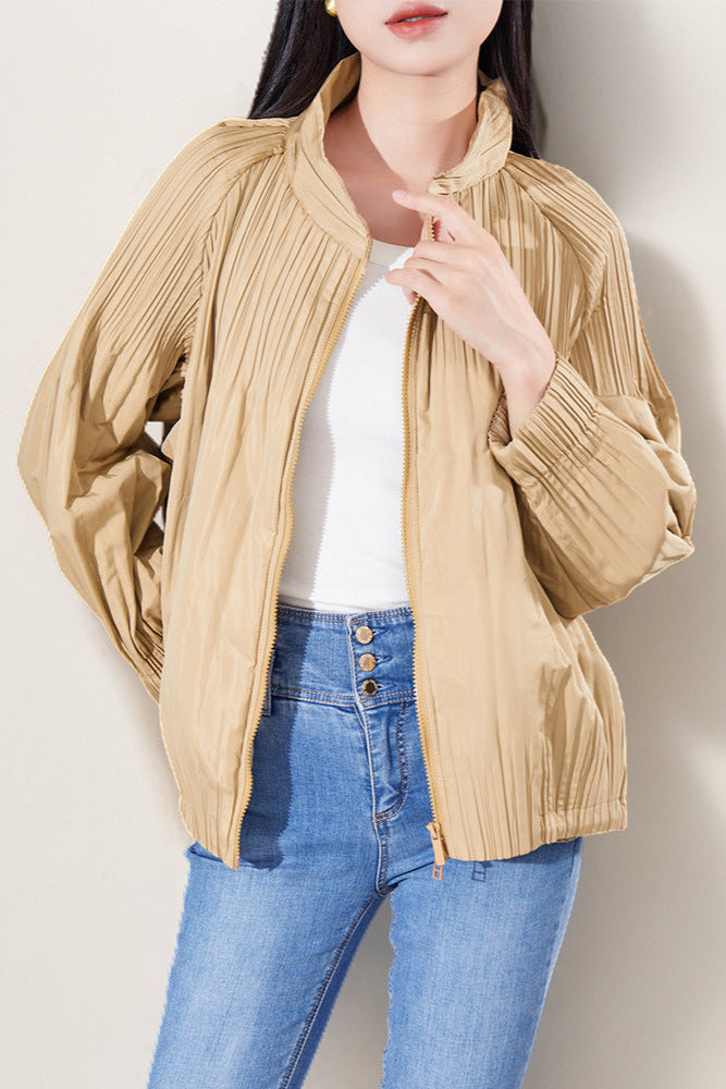 Pleated Short Puffer Jacket – Stylish Lightweight Women’s Outerwear