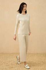 2025 Fall Pleated Long Sleeve T-Shirt & Straight-Leg Pants Set – Relaxed Solid Color, Everyday Comfort