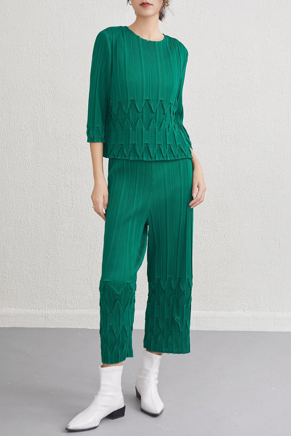 Pleats Please Wide-Leg Pants Set – Pleated Two-Piece Outfit for Women