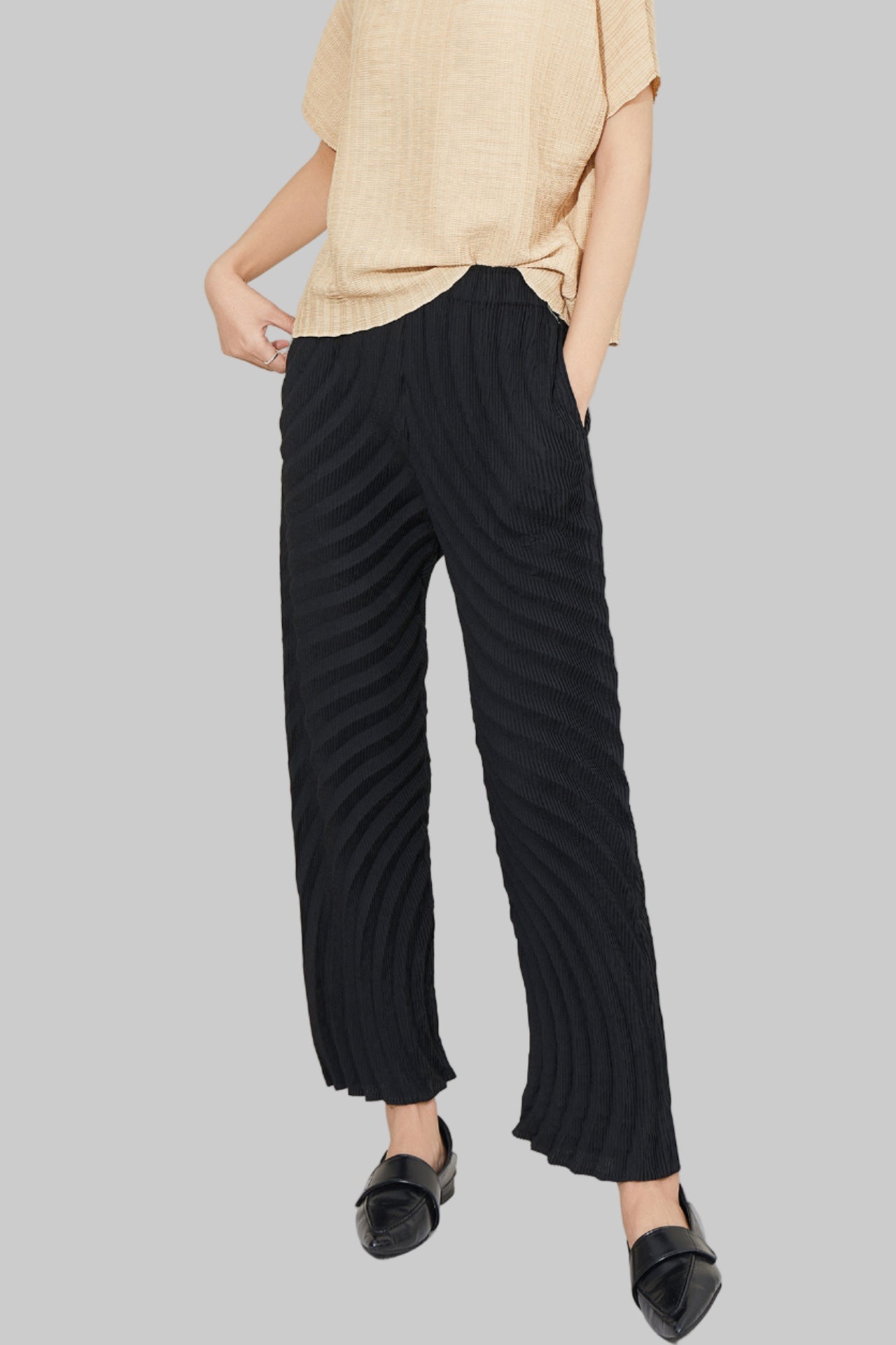 Pleatsed Art Style Heavy-Crinkle Straight Pants