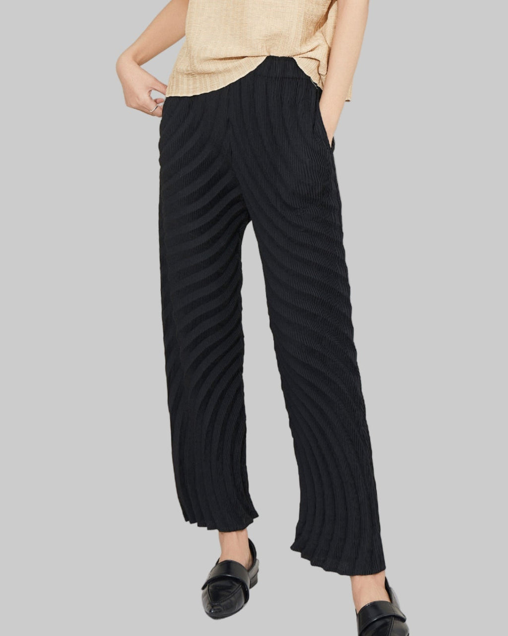 Pleatsart Wrinkle-Free Travel-Friendly Straight-Leg Pleats Pants