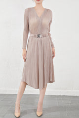 Pleated V-Neck Long Sleeve Maxi Dress – Elegant Women’s Outfit