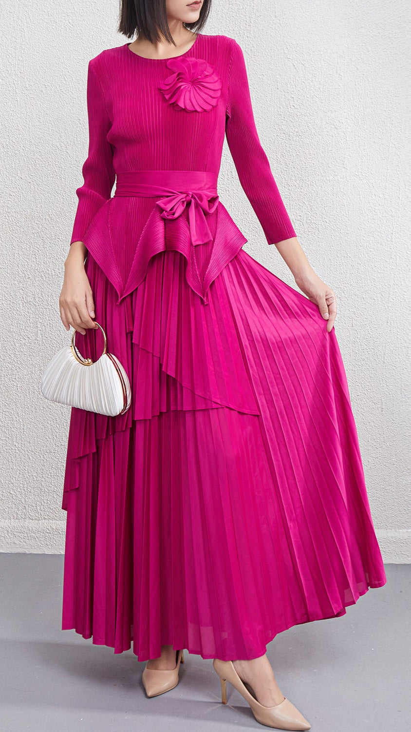 Pleats Art Style Two-Piece Set – Irregular Pleated Swing Skirt with Lace-Up Top