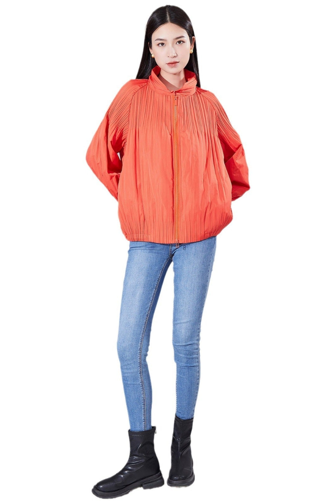 Pleated Short Puffer Jacket – Stylish Lightweight Women’s Outerwear