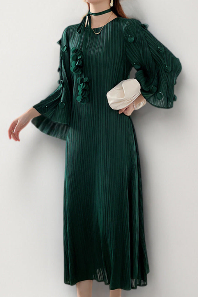 Pleats Please Lace-Up Mid-Length Dress – Plus-Size Friendly Pleated Slimming Style