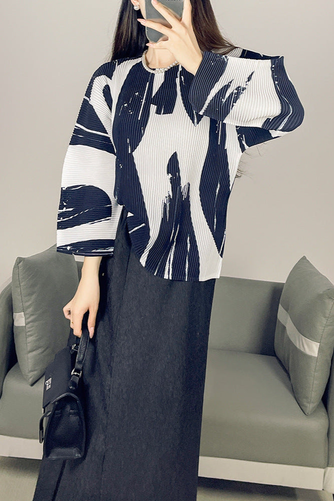 2025 Fall Winter Pleated Printed T-Shirt – Loose Fit, Lightweight Casual Top for Women