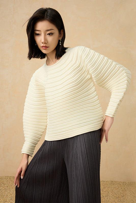 2025 Winter Japanese Pleated Sweater – Crew Neck, Soft Knit, Long Sleeve Solid Color Style