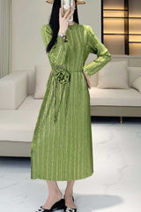 Women’s Pleated Midi Dress – Autumn Foil Print Plus-Size Slimming Style