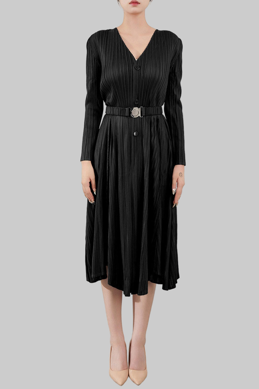 Pleated V-Neck Long Sleeve Maxi Dress – Elegant Women’s Outfit