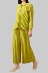2025 Pre-Spring Handmade Pleated Two-Piece Set – Cardigan Top & Straight-Leg Pants, Effortless Chic