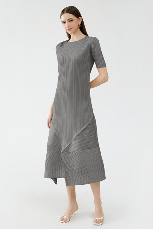 Pleats Art Style Pleated Dress – Short Sleeve Crew Neck Midi