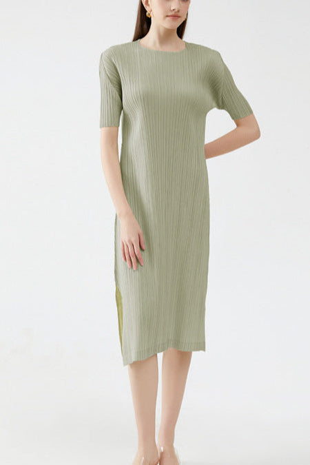 Pleated Solid Color Midi Dress – Short Sleeve Slim A-Line Style
