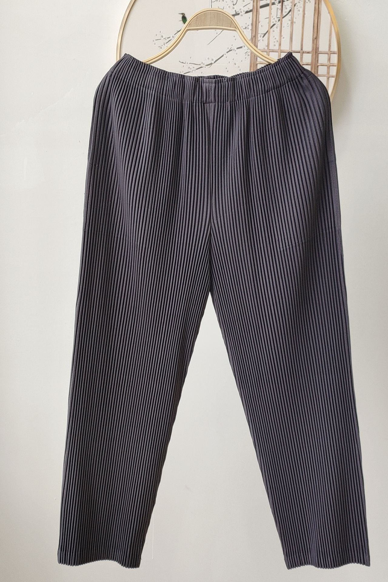 Pleated Two-Piece Set – Lace-Up Cardigan Jacket & Cropped Pants, Casual Chic Style