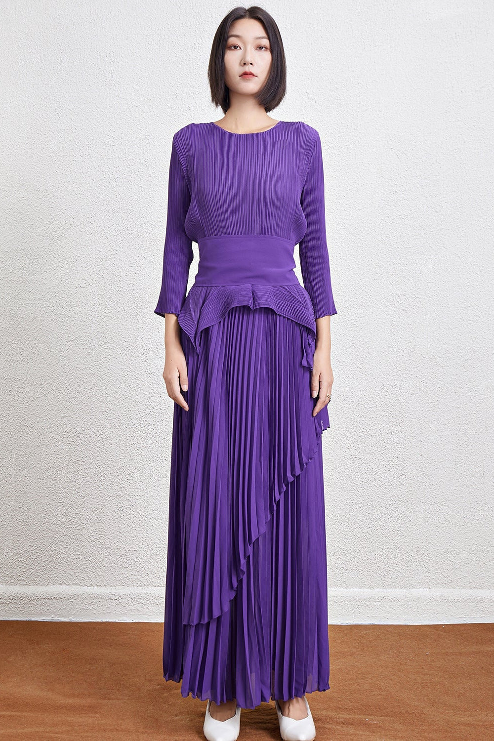 Pleated Slim Top and Irregular Skirt Set – Stylish Two-Piece Outfit for Women