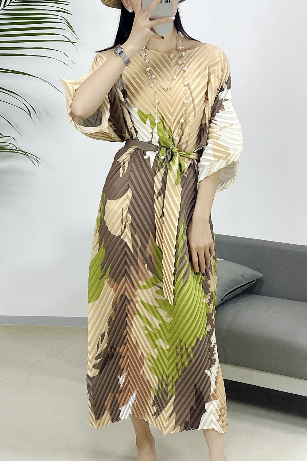 2025 Fall Winter Pleated Printed Maxi Dress – V-Fold Design, Elegant Casual Style for Women