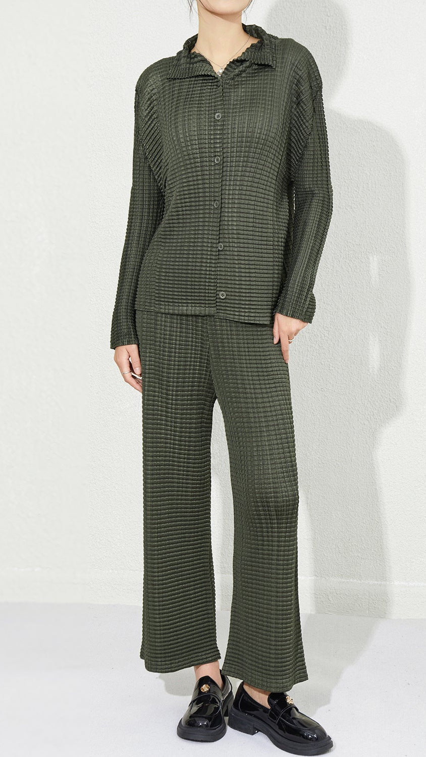 Miyake style casual sportswear women's spring 2025 new fashion foreign style age reduction loose wide-leg pants two-piece trend IsseyMiyakePleats
