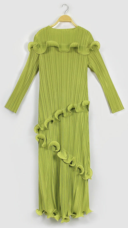 Pleats Art Style Plus-Size Slim-Fit Pleated Dress – Long Sleeve, Solid Color