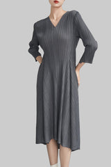 Pleated V-Neck A-Line Plus-Size Dress – Elegant and Flattering Style