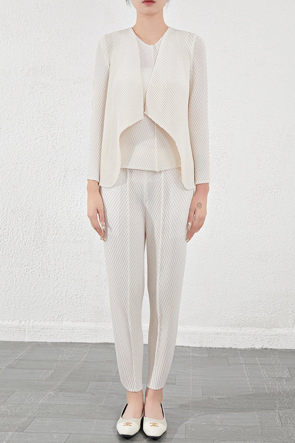 Miyake fish scale pleats series solid color slimming two-piece set, new pleated stretch temperament, fashionable casual suit IsseyMiyakePleats