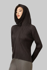 Women’s Autumn Pleated Hoodie – Slim Fit Solid Color Sweatshirt