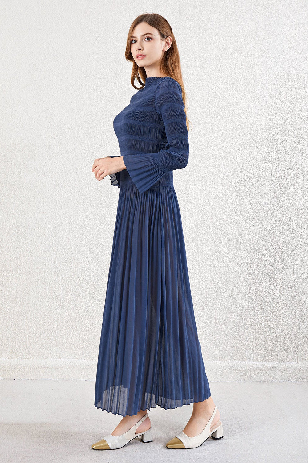 Pleats Art Style Pleated Dress – Plus Size Crew Neck A-Line Long