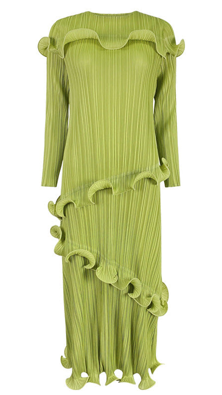 Pleats Art Style Plus-Size Slim-Fit Pleated Dress – Long Sleeve, Solid Color