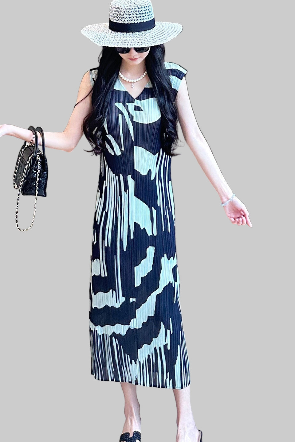 Sleeveless Pleated Dress – Retro Contrast Slim Fit